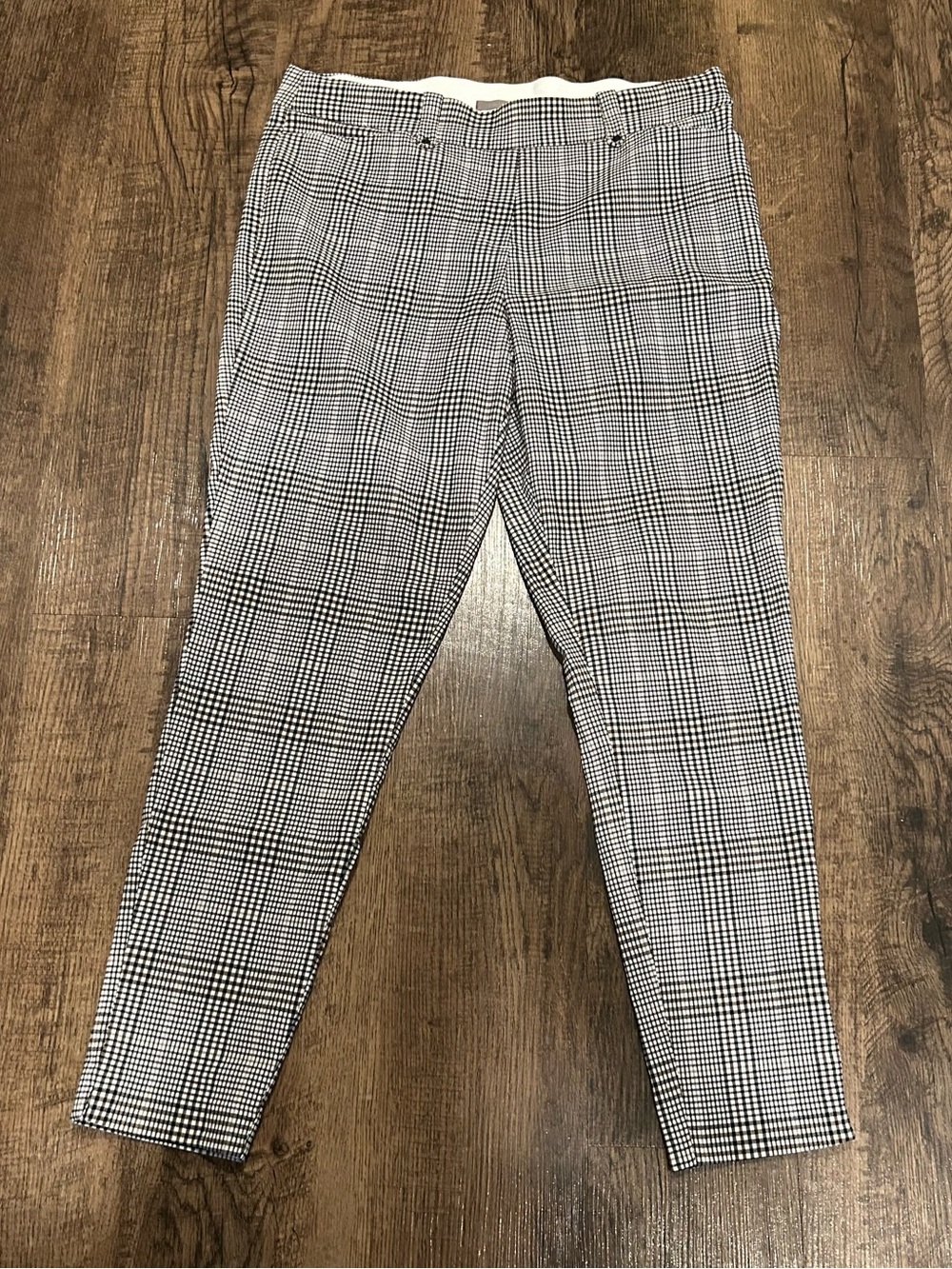 Maurices Black and White Glen Plaid Ankle Pants
